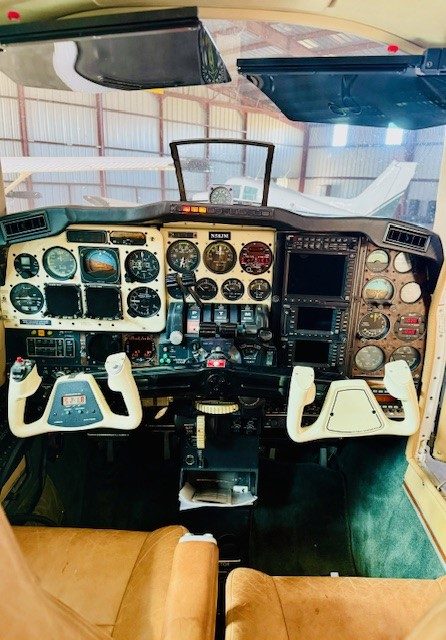 1981 BEECHCRAFT 58TC - Image 8