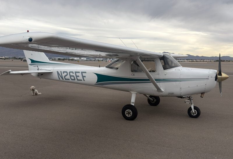 1979 CESSNA 1979 Cessna 152 Commuter with Garmin NAV - Image 1