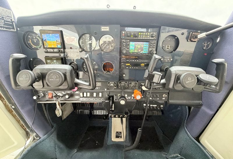 1979 CESSNA 1979 Cessna 152 Commuter with Garmin NAV - Image 6