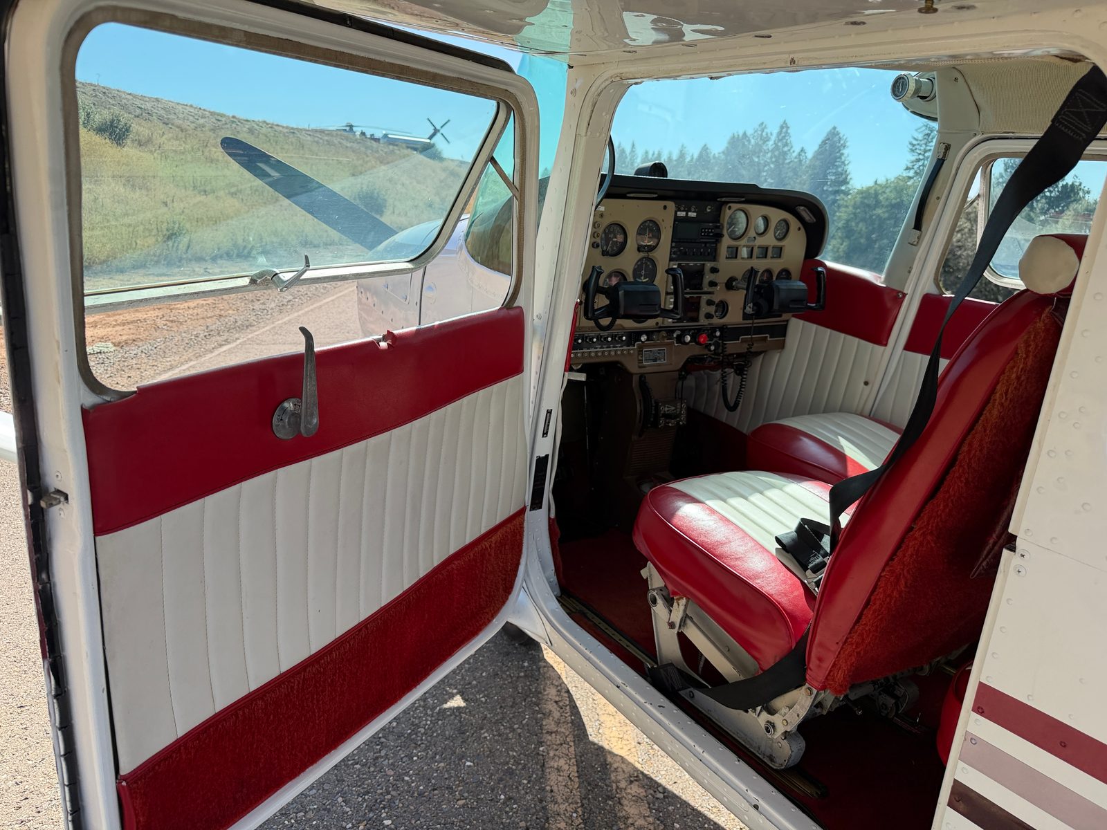 1969 CESSNA 172K - Image 6