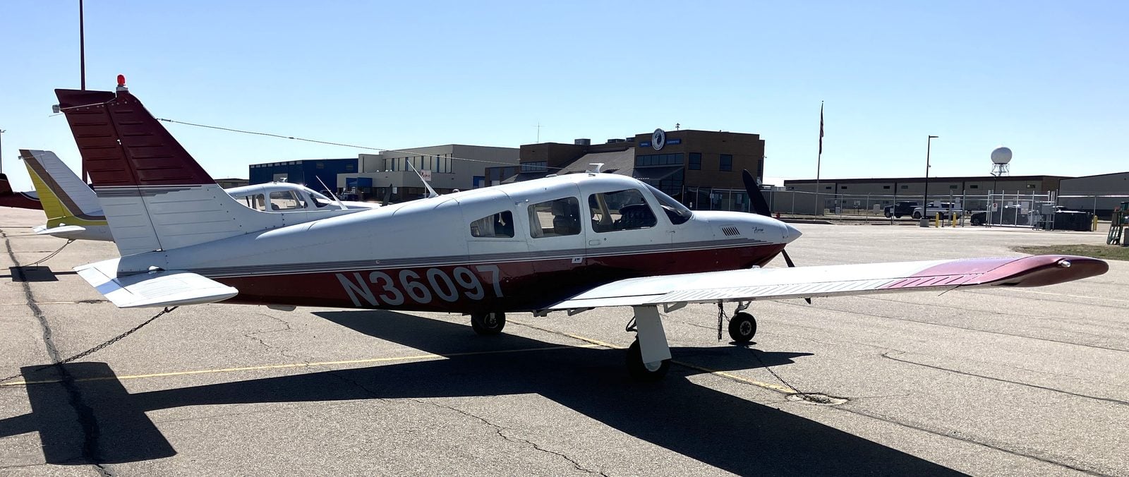 1978 PIPER 1978 Piper PA28-201T Turbo Arrow III - Image 2