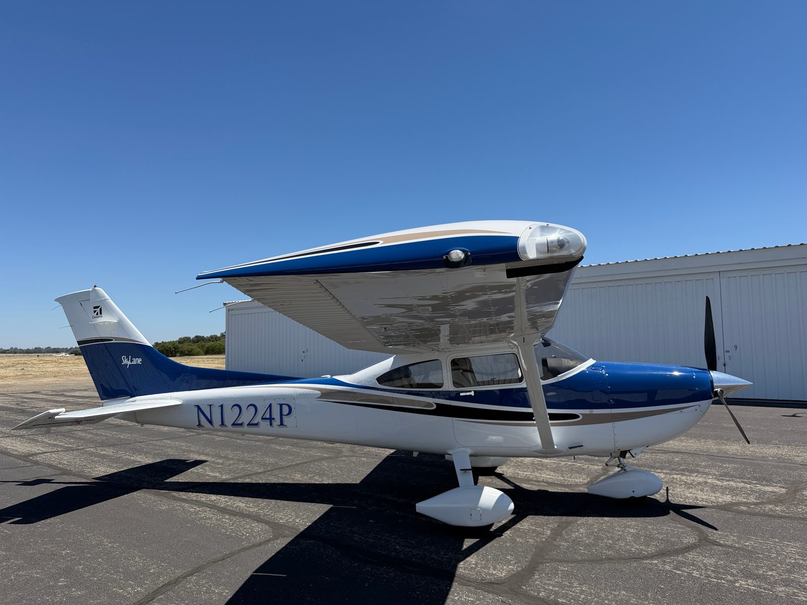 2004 CESSNA 182T - Image 2