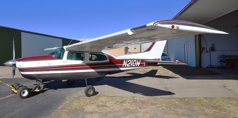1971 CESSNA 1971 Cessna T210K Turbo Centurion - Image 1